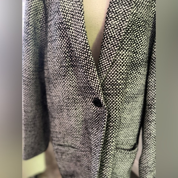 Old Navy - b&w woven fabric wool blend coat - Picture 5 of 13